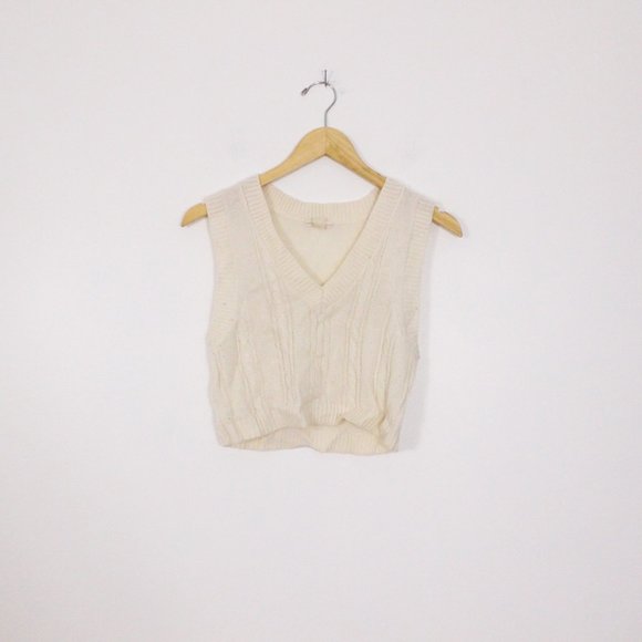 Aeropostal White V Neck Knit Sleeveless Sweater Vest - Picture 3 of 5